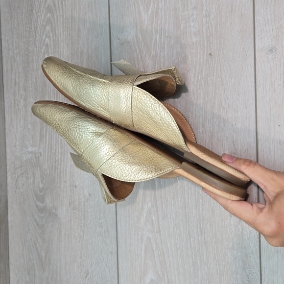 Born Women Leather Loafer Slip on flats shoes sz 9M - Picture 8 of 10